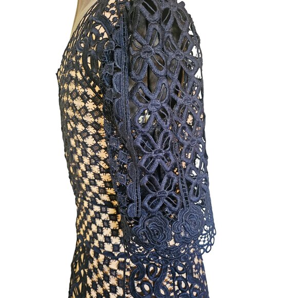 Bardot Daisy Lace A-Line Dress in Navy & Nude size 6 - Picture 4 of 14